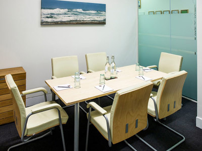 15Hatfields meeting room